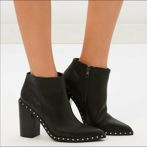 Sol Sana Ajax boots size Sz 37